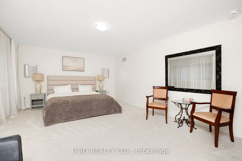 115 Muirfield Dr  Barrie, L4N 6K7 | Image 25