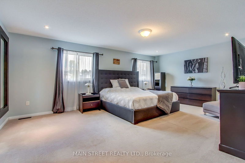 169 The Queensway   Barrie, L4M 0B5 | Image 20