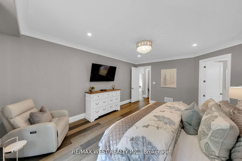 7 Loftus Rd  Springwater, L0L 2K0 | Image 17