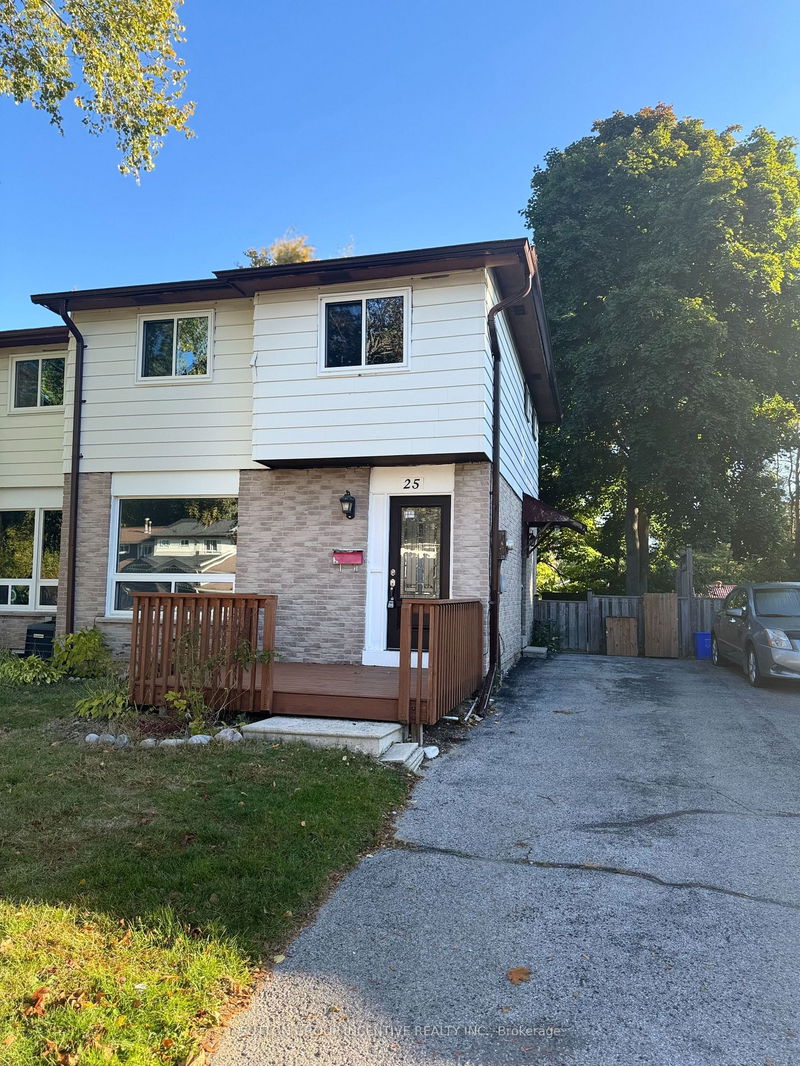 home for sale on 25 Chaucer Crescent