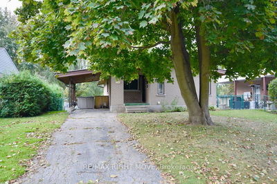 321 Delia St  Orillia, L3V 1H1 | Image 1