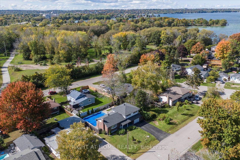 413 Mooney Cres  Orillia, L3V 6R5 | Image 30