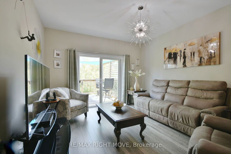 284 Lucy Lane  Orillia, L3V 0G3 | Image 15