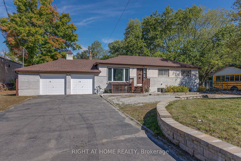 1225 Bayfield St N Springwater, L9X 0N6 | Image 1