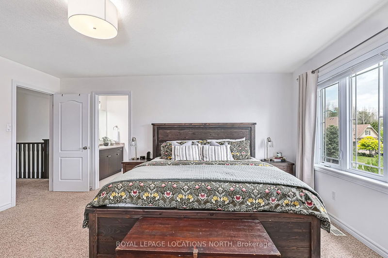 53 Chamberlain Cres  Collingwood, L9Y 0C9 | Image 18