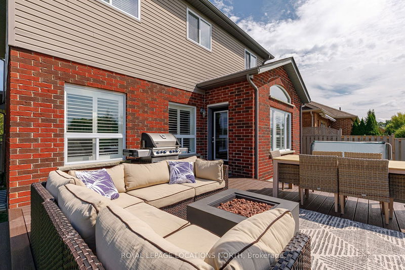 53 Chamberlain Cres  Collingwood, L9Y 0C9 | Image 34