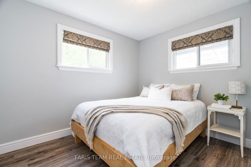 43 Iroquois Cres  Tiny, L9M 0C6 | Image 15