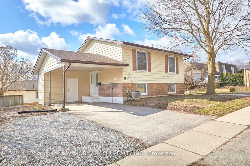 home for lease on MAIN-19 Collete Crescent