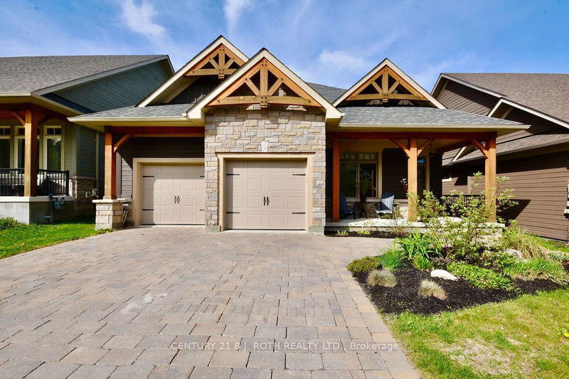 32 Landscape Dr  Oro-Medonte, L0L 2L0 | Image 1