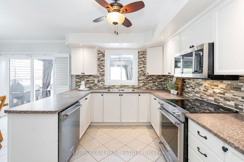 110 Chieftain Cres  Barrie, L4N 6J3 | Image 3