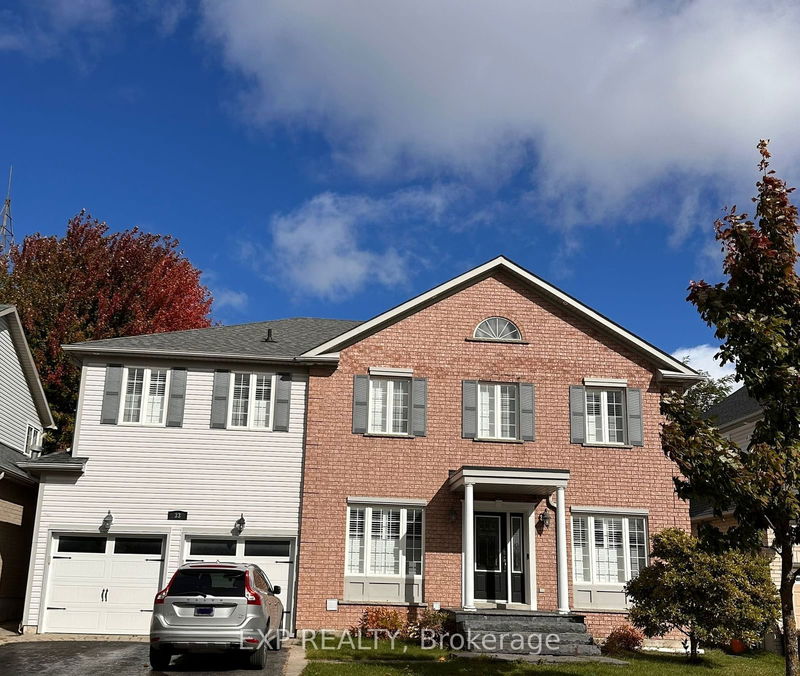 home for lease on 33 Thrushwood Drive