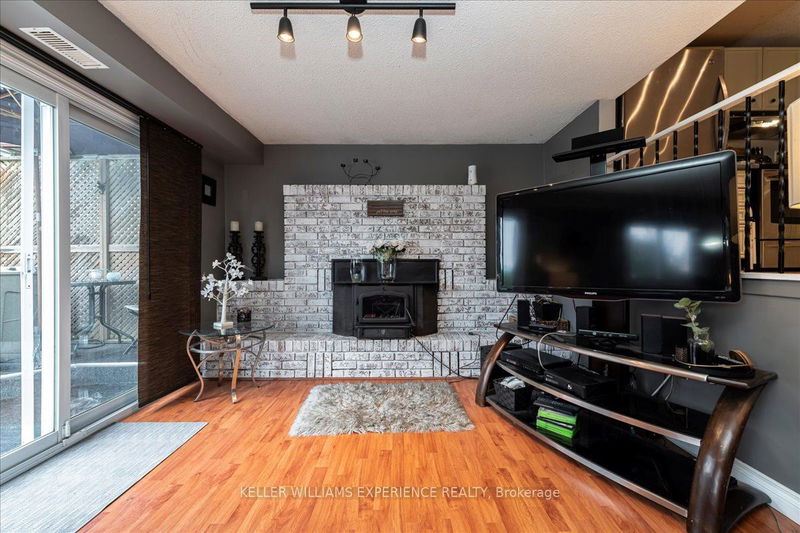 3 Sinclair Crt  Barrie, L4N 5X8 | Image 10