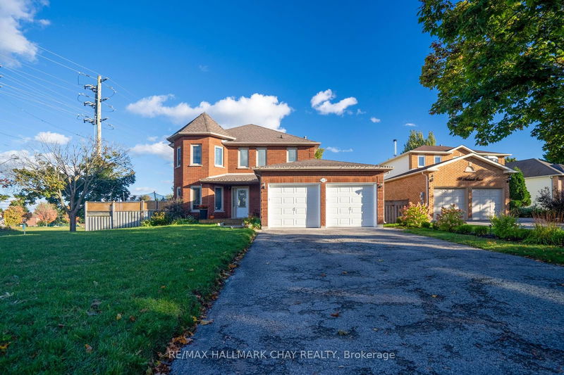 home for lease on Lower-61 Neelands Street