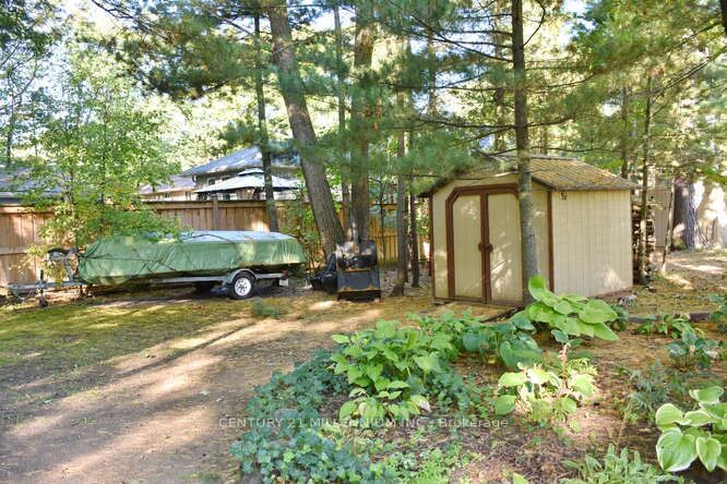 4 Pauline Pl  Wasaga Beach, L9Z 1J2 | Image 40