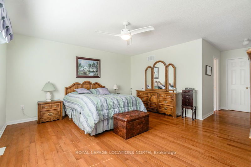 25 Masters Lane  Wasaga Beach, L9Z 1S8 | Image 18