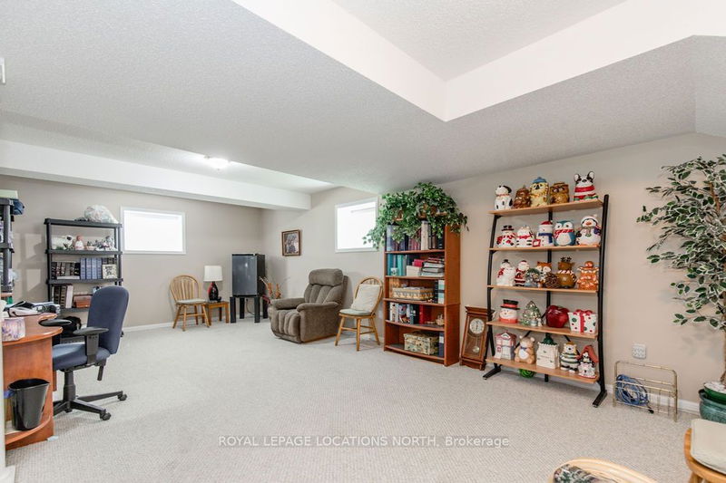 25 Masters Lane  Wasaga Beach, L9Z 1S8 | Image 22