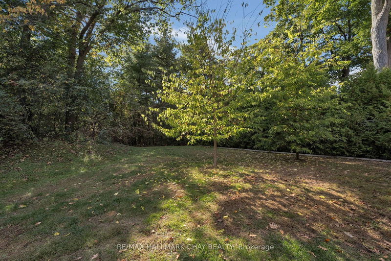 30 Valley Dr  Barrie, L4N 4R9 | Image 35