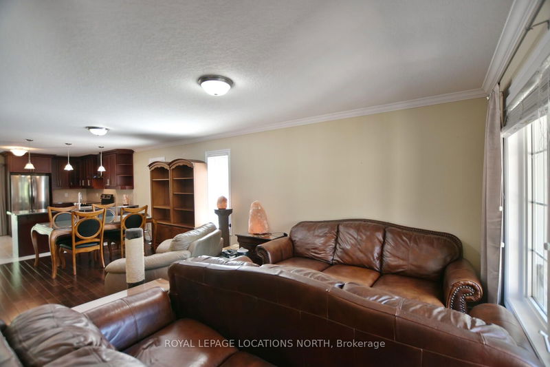 81 52nd St  Wasaga Beach, L9Z 1Y1 | Image 18