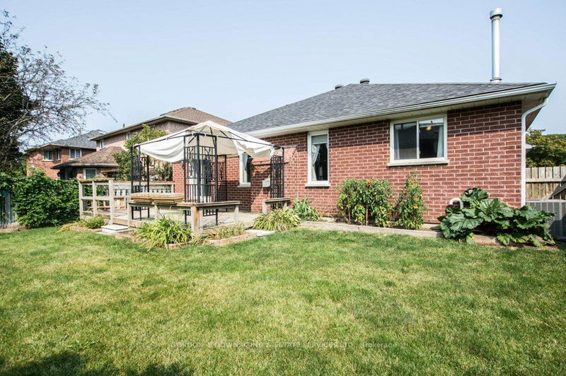 91 Hurst Dr  Barrie, L4N 8K9 | Image 39