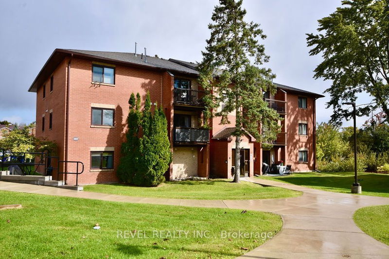 home for lease on E12-167 Edgehill Drive