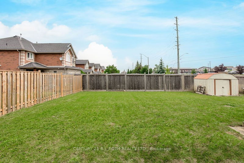 1 Pacific Ave  Barrie, L4M 7E7 | Image 19