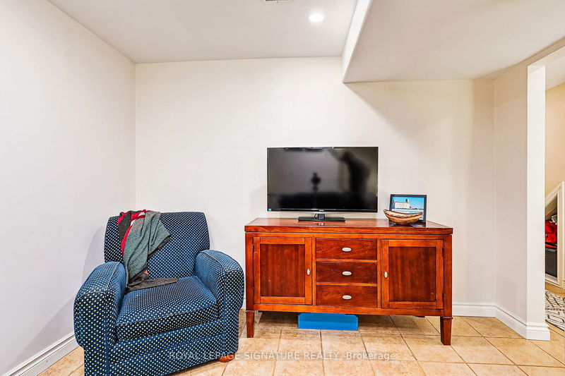 89 Dillon Dr  Collingwood, L9Y 4S4 | Image 20