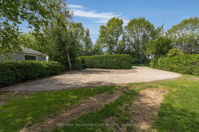 901 Woodland Dr  Oro-Medonte, L3V 6H1 | Image 32