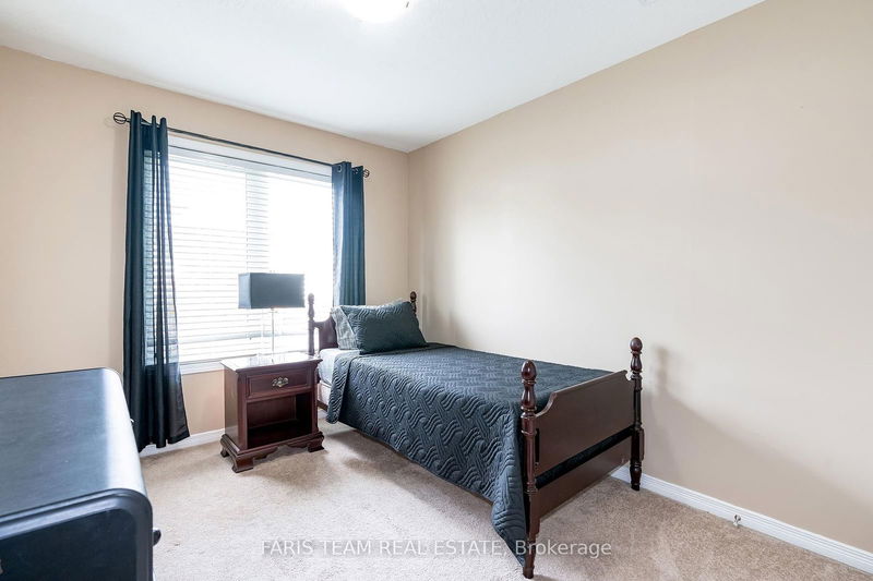  30 - 90 Sovereigns Gate  Barrie, L4N 0Y9 | Image 12