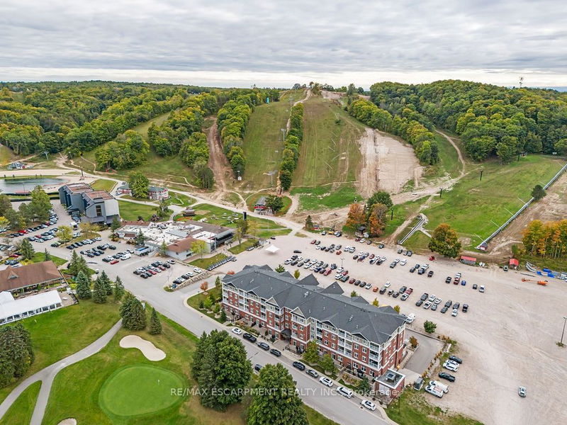  209 - 40 Horseshoe Blvd  Oro-Medonte, L4M 4Y8 | Image 38