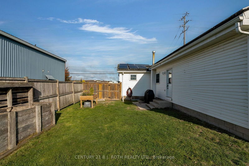 11 James St E Orillia, L3V 1K9 | Image 23