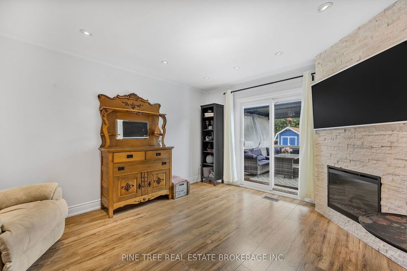 85 Elizabeth St  Barrie, L4N 6P2 | Image 15