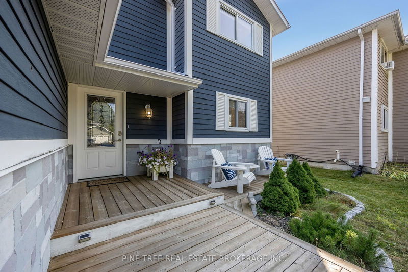 85 Elizabeth St  Barrie, L4N 6P2 | Image 3