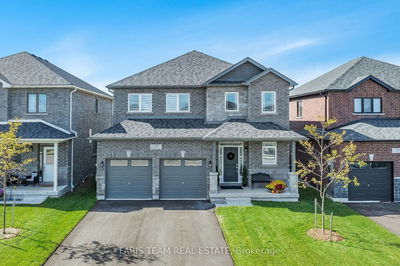 135 Ritchie Cres  Springwater, L0L 1P0 | Image 1