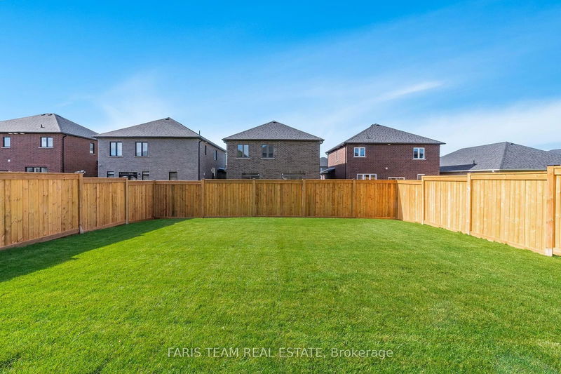 135 Ritchie Cres  Springwater, L0L 1P0 | Image 20