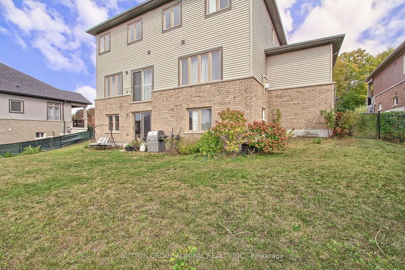 26 Oakmont Ave  Oro-Medonte, L0L 2L0 | Image 35