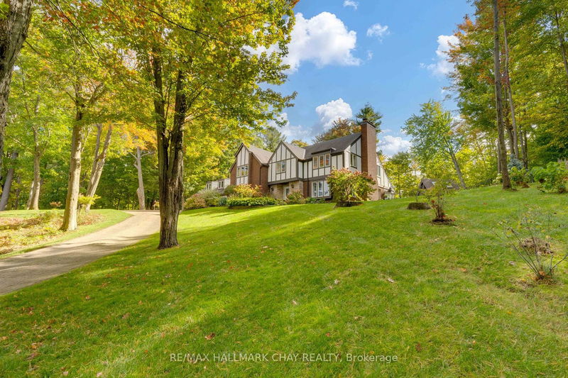 11 Park Tr  Springwater, L9X 0L3 | Image 3