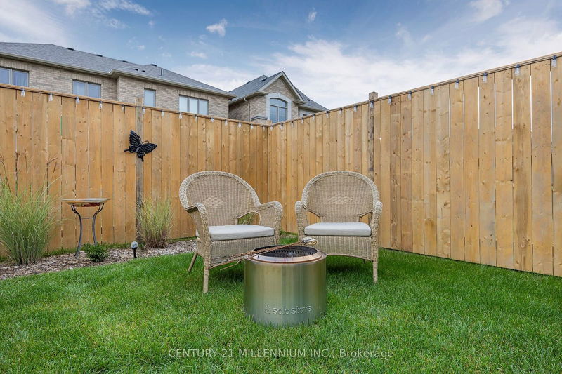 25 Kirby Ave  Collingwood, L9Y 3W8 | Image 36