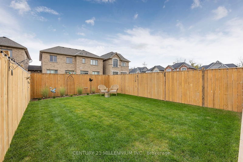 25 Kirby Ave  Collingwood, L9Y 3W8 | Image 37