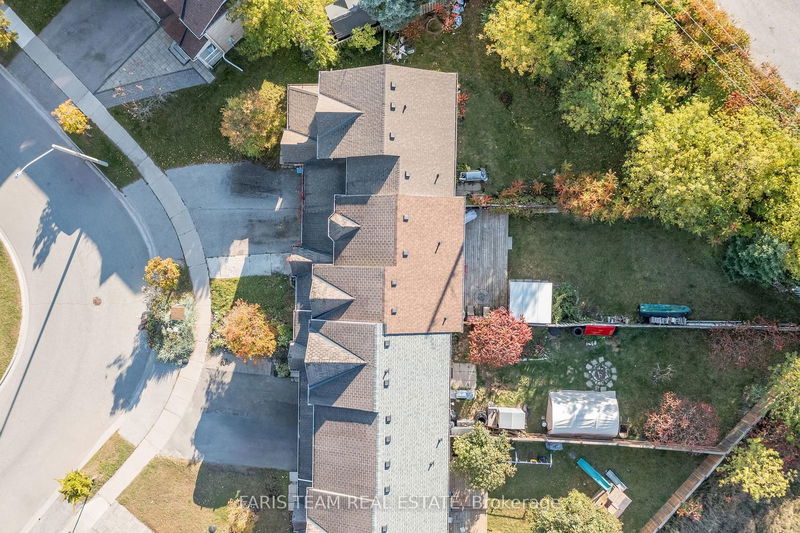 103 Trevino Circ  Barrie, L4M 6T8 | Image 17