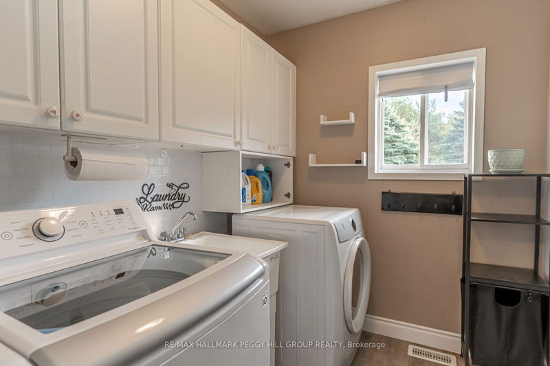 9 Longwood Cres  Clearview, L0M 1N0 | Image 16