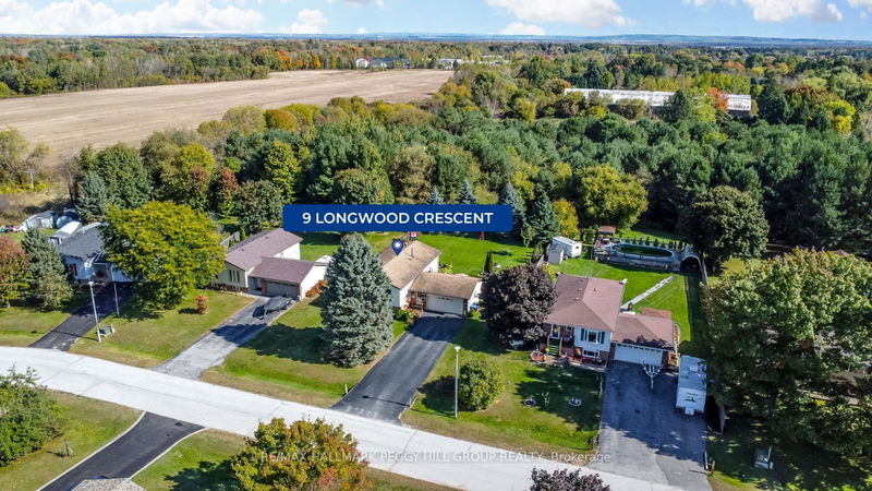 9 Longwood Cres  Clearview, L0M 1N0 | Image 2