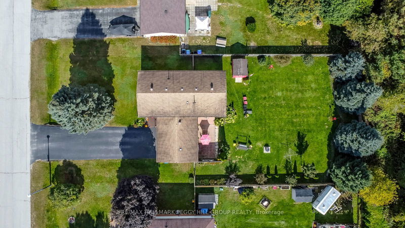 9 Longwood Cres  Clearview, L0M 1N0 | Image 23