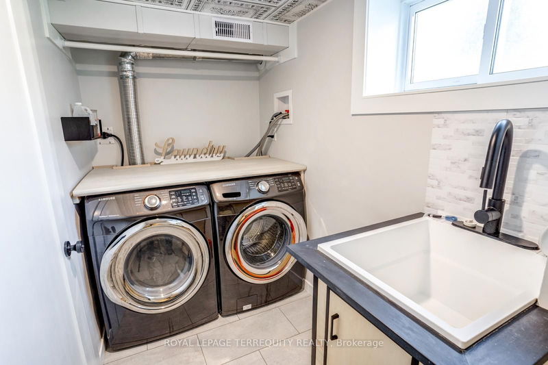 390 Little Ave  Barrie, L4N 2Z9 | Image 24