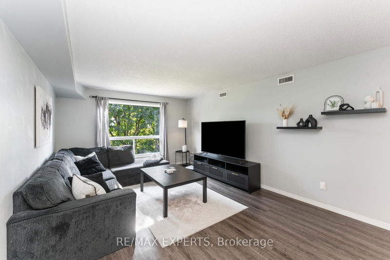  403 - 117 Edgehill Dr  Barrie, L4N 1L9 | Image 18