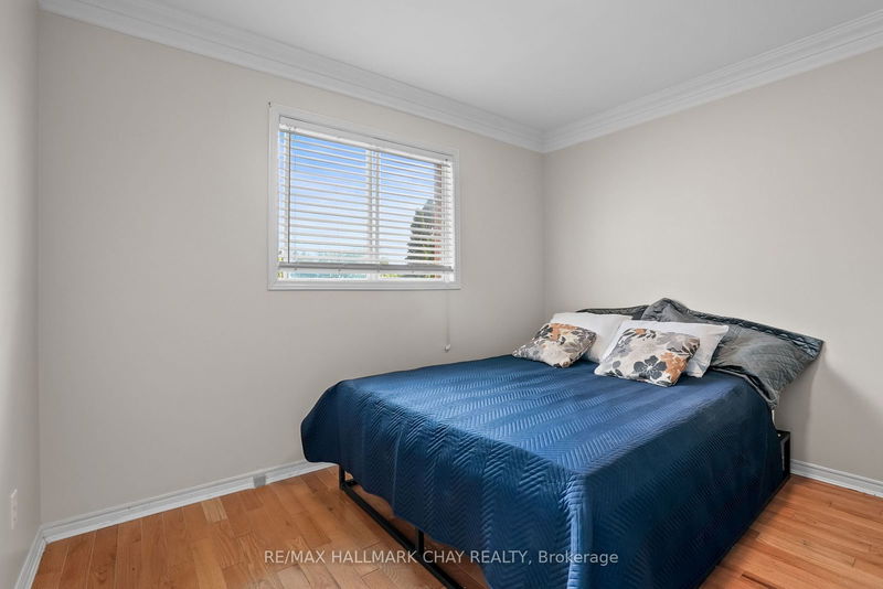 25 Keats Dr  Barrie, L4N 6C9 | Image 19