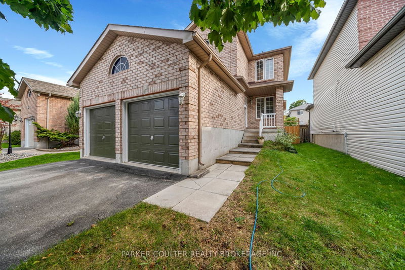 392 Irwin St  Midland, L4R 5M8 | Image 5