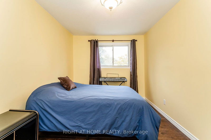 63 Ferris Lane  Barrie, L4M 5C4 | Image 23