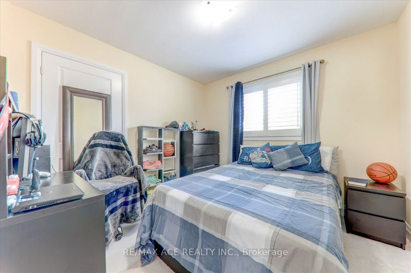 2 Hewson St  Penetanguishene, L9M 1N8 | Image 28