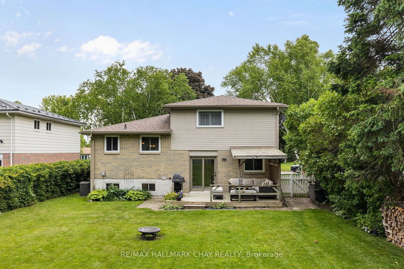 22 Baker Cres  Barrie, L4M 3J5 | Image 30