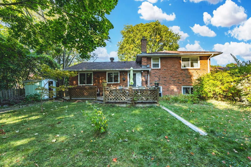 293 Duckworth St  Barrie, L4M 3X5 | Image 13